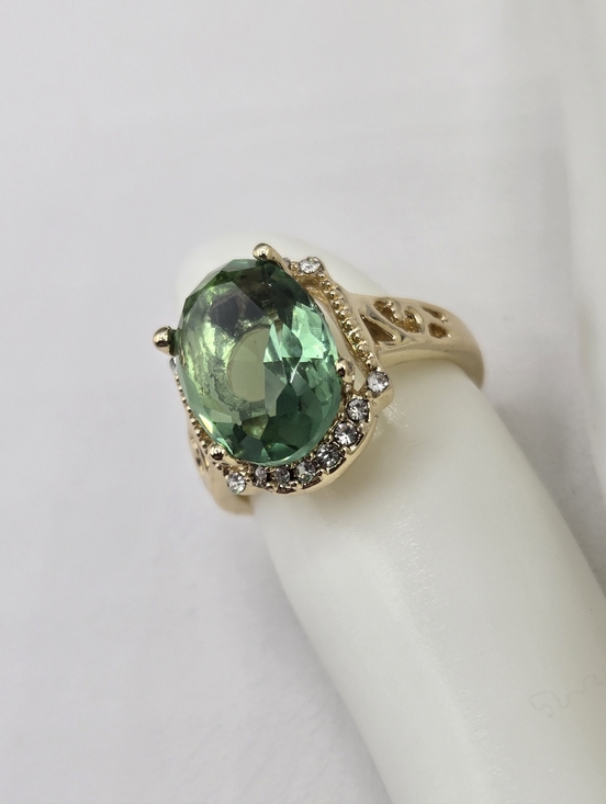 Swarovski Jewelry - Swarovski Crystal Elements Gold Statement Ring Green Oval Size 6.75 Prom Bridal